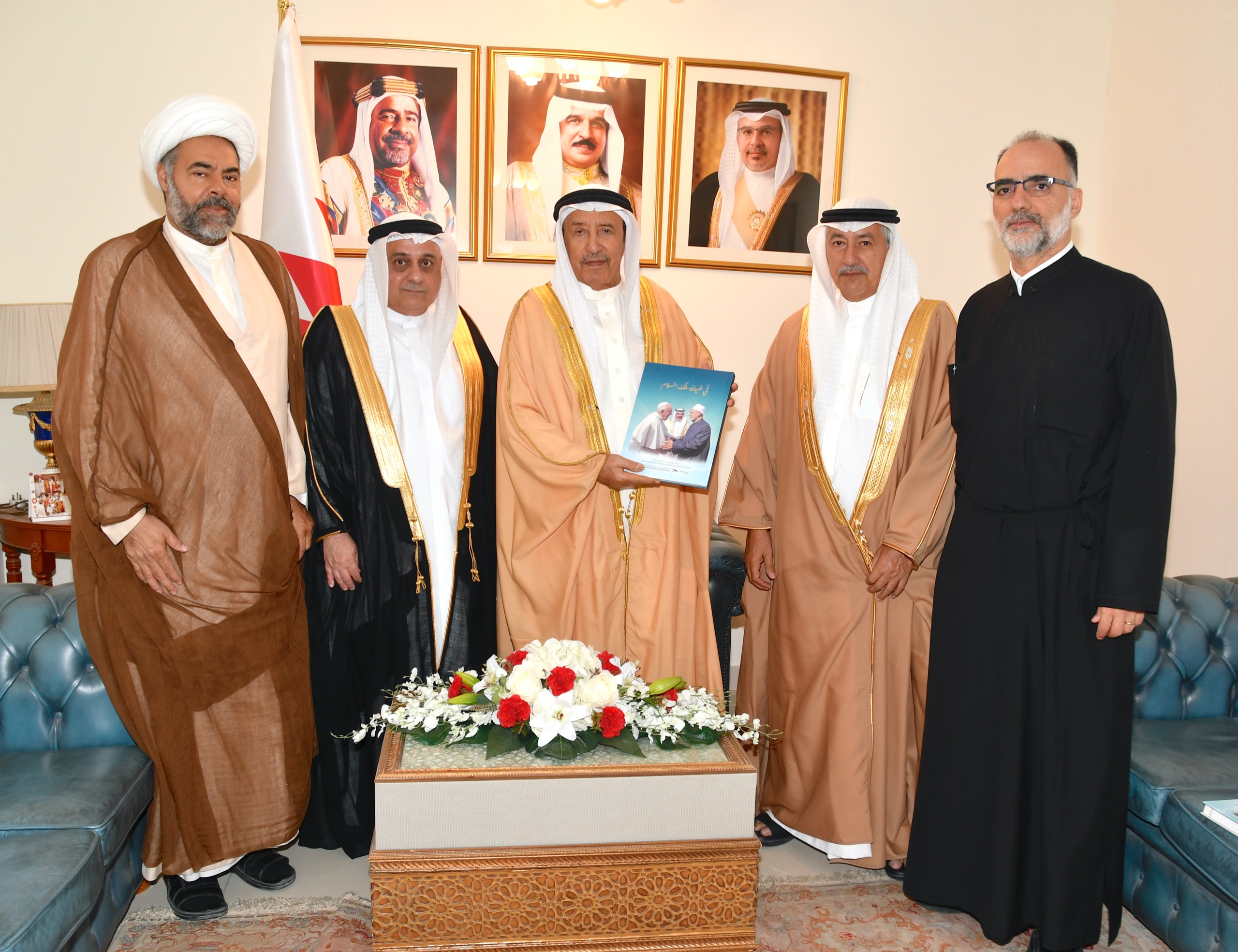 محافظ المحرق يشيد بدور جمعية البحرين للتسامح وتعايش الأديان في تعزيز قيم التآلف المجتمعي   <